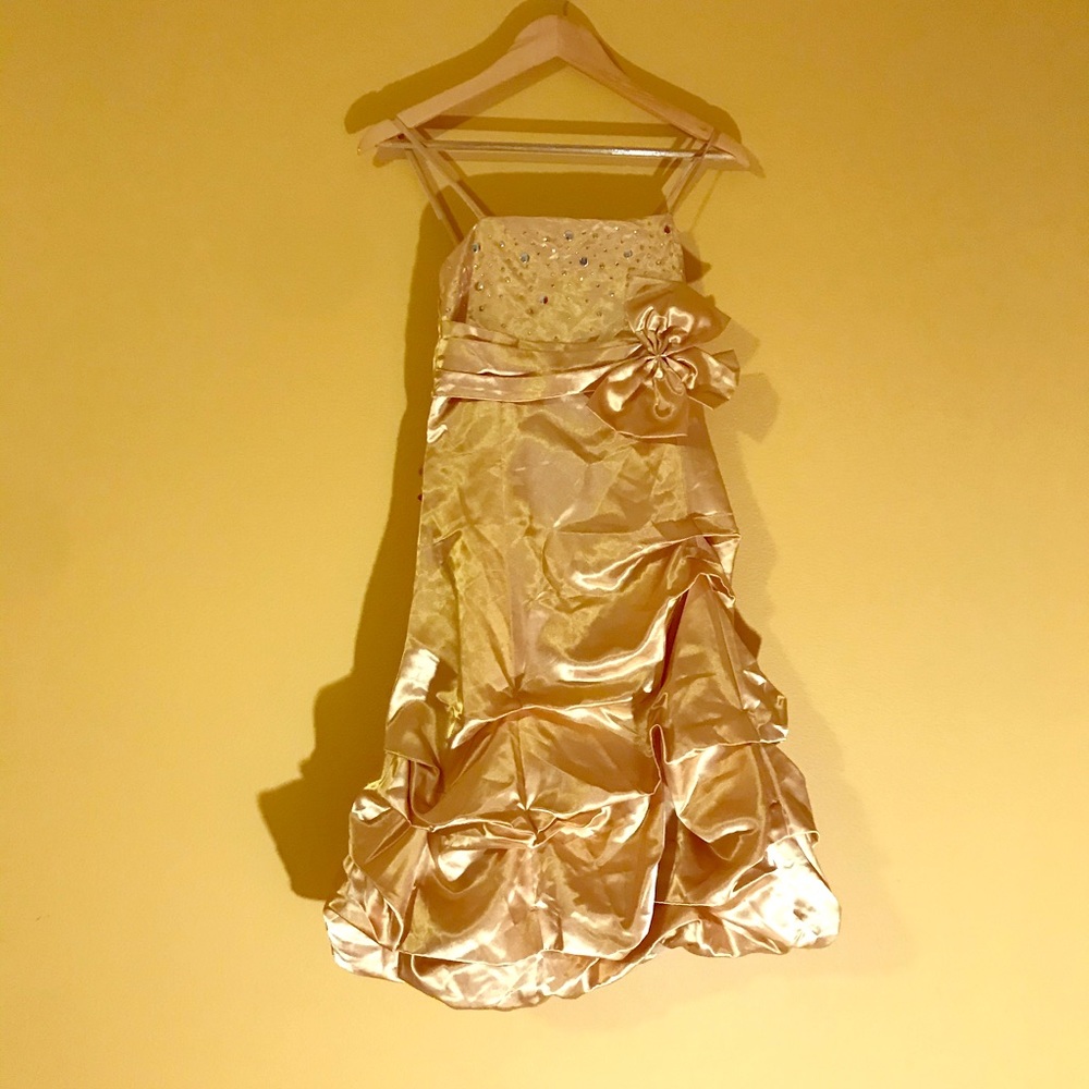 Ceci Kid special occasion dress. Girls.